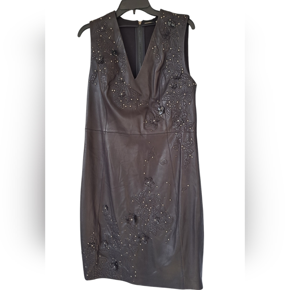 Elie Tahari Sheath Dress